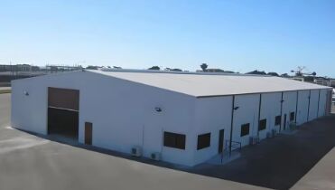 Βιομηχανικές δομές από χάλυβα για εξαγωγή Προετοιμασμένες αποθήκες από χάλυβα Εργαστήριο με προσαρμοσμένες διαστάσεις Αντισεισμική ανθεκτική στη διάβρωση Επιχρίσεις κατάλληλες εγκαταστάσεις παραγωγής Εμπορικές εγκαταστάσεις